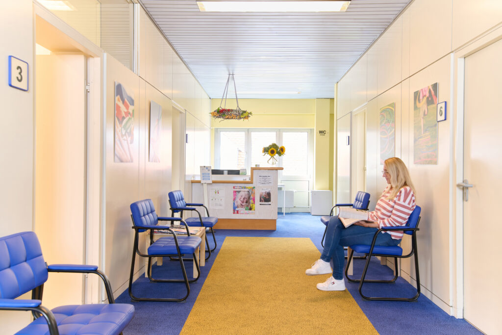 Wartezimmer der Physiopraxis in Alzenau
